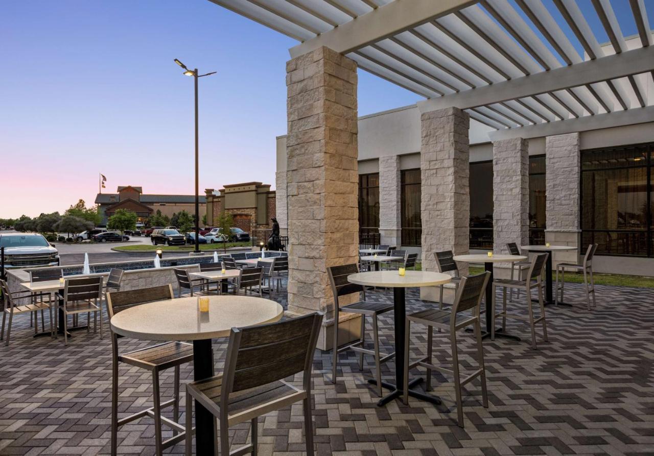Embassy Suites By Hilton Round Rock Buitenkant foto