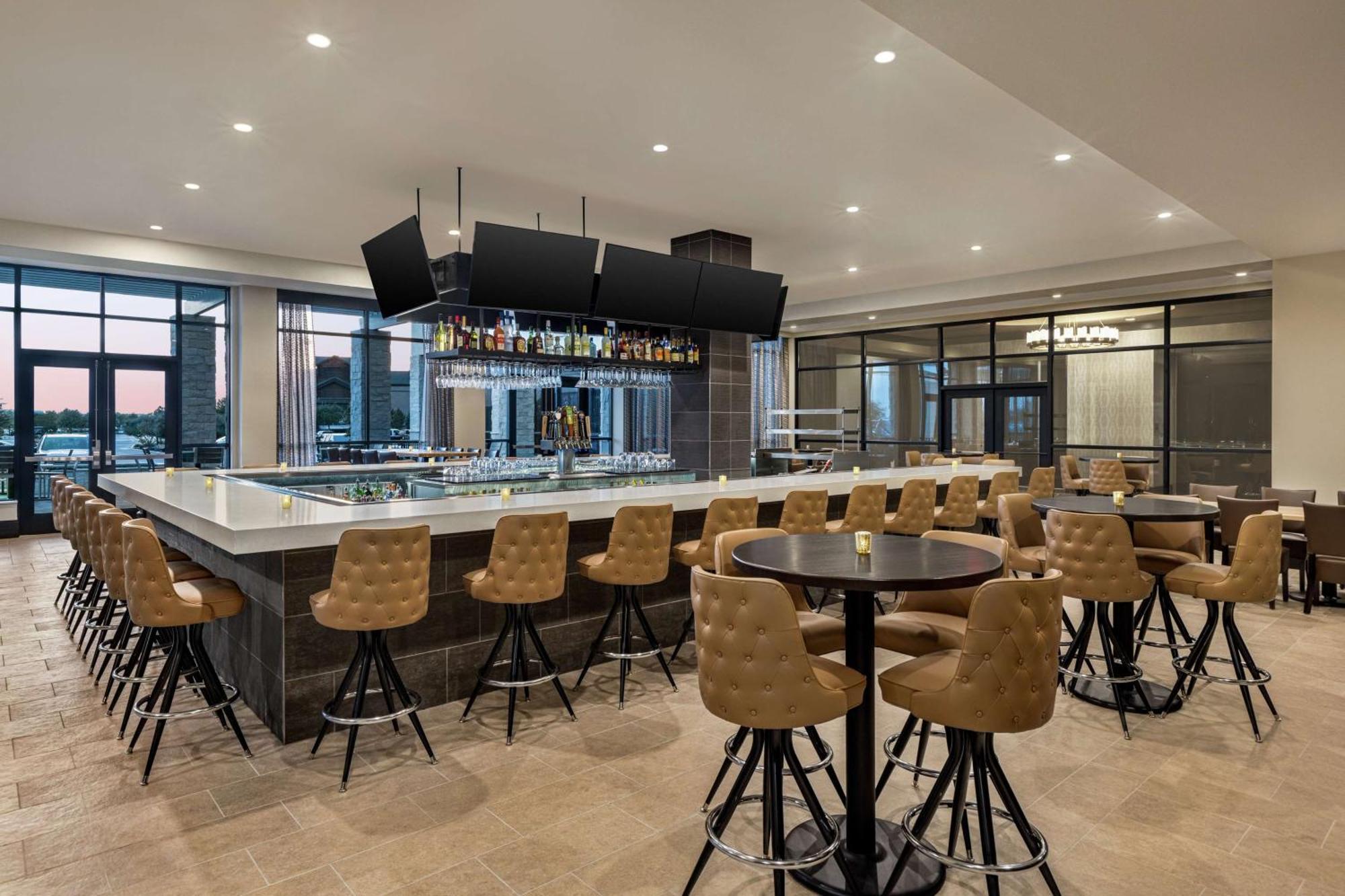 Embassy Suites By Hilton Round Rock Buitenkant foto